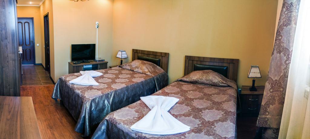 Bishkek Villa Hotel Экстерьер фото